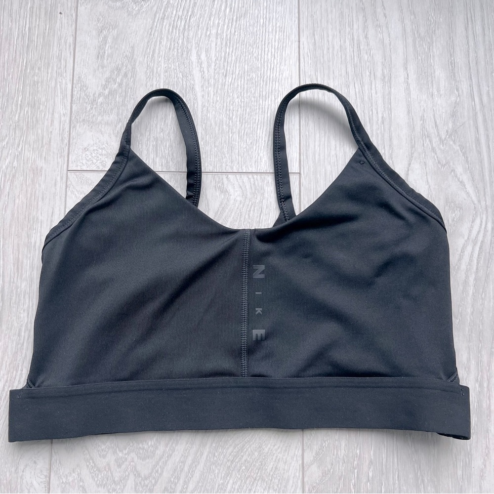 Nike Women's Cross Back Sports Bra Black